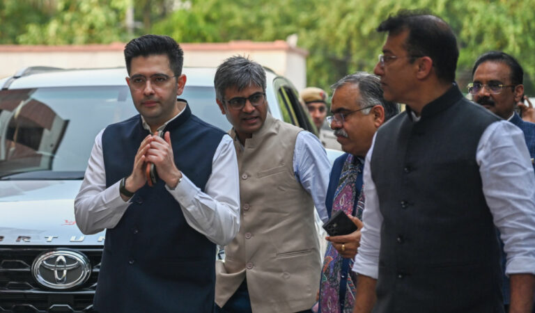 Raghav Chadha arrives at Rashtrapati Bhavan to meet President Murmu