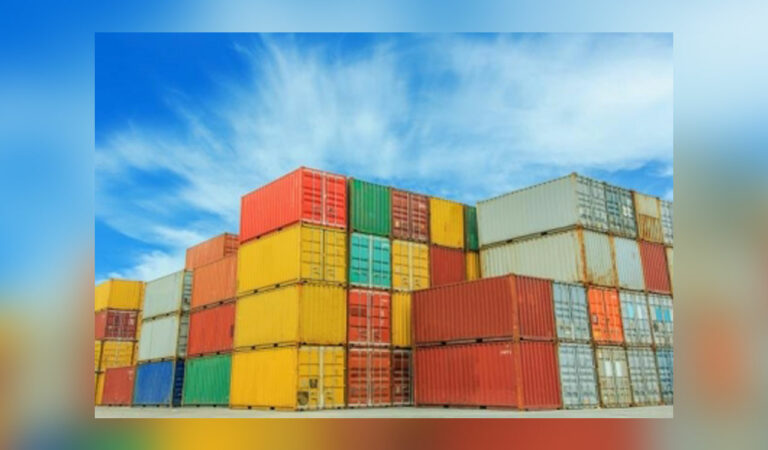 India’s exports hit record USD 863 billion in FY26