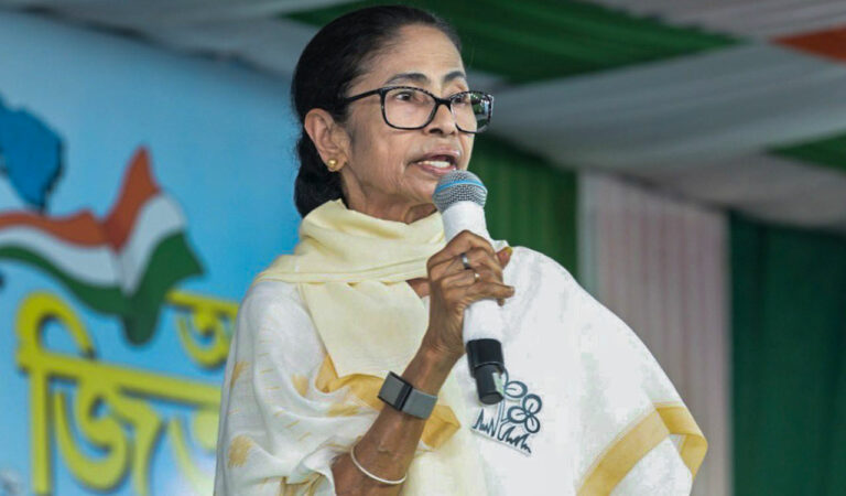 Mamata Banerjee calls for 'anti-BJP unity' after Bengal poll defeat