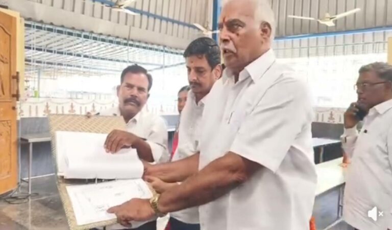 Notice against daily feeding centre is politically motivated: Ex-MLA Konappa